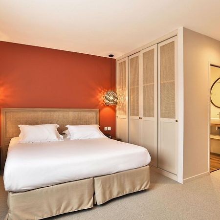 Hotel & Spa Les Roches Noires Les Sables-dʼOlonne Exterior foto