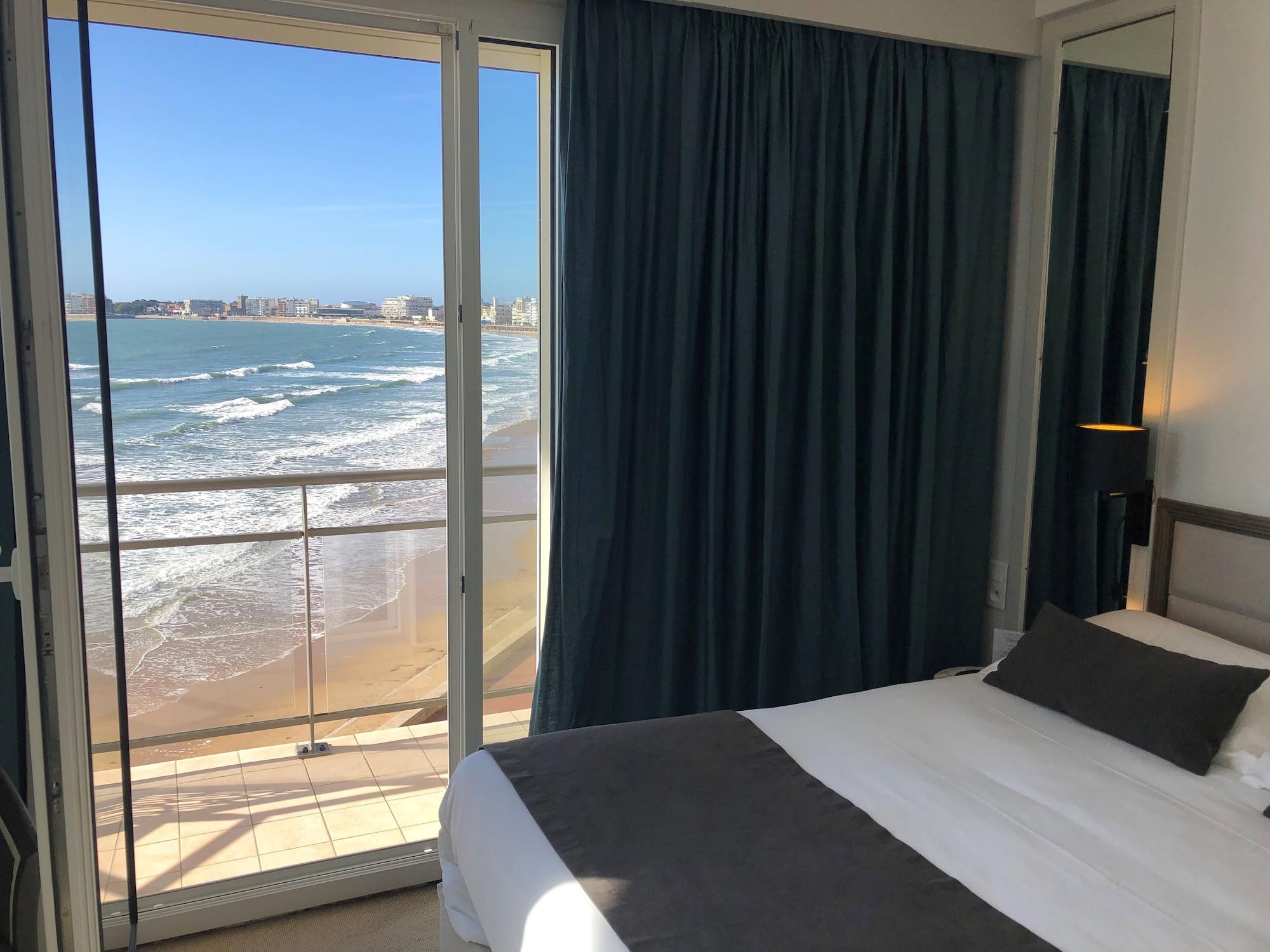 Hotel & Spa Les Roches Noires Les Sables-dʼOlonne Exterior foto