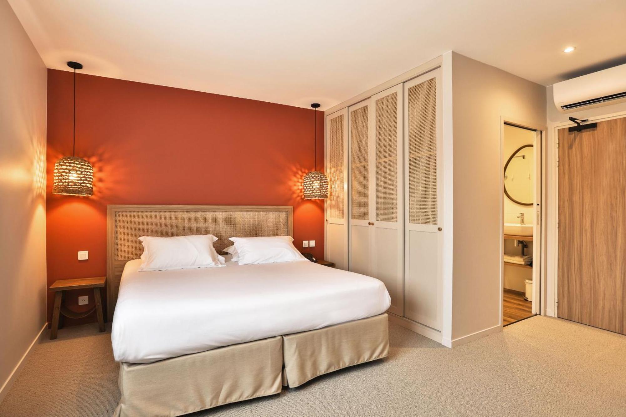 Hotel & Spa Les Roches Noires Les Sables-dʼOlonne Exterior foto