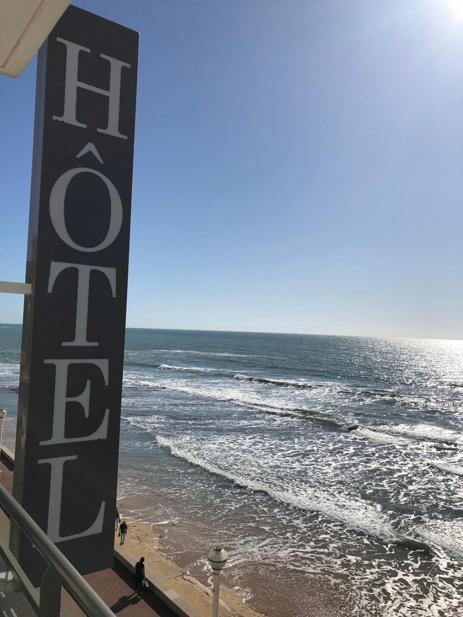 Hotel & Spa Les Roches Noires Les Sables-dʼOlonne Exterior foto