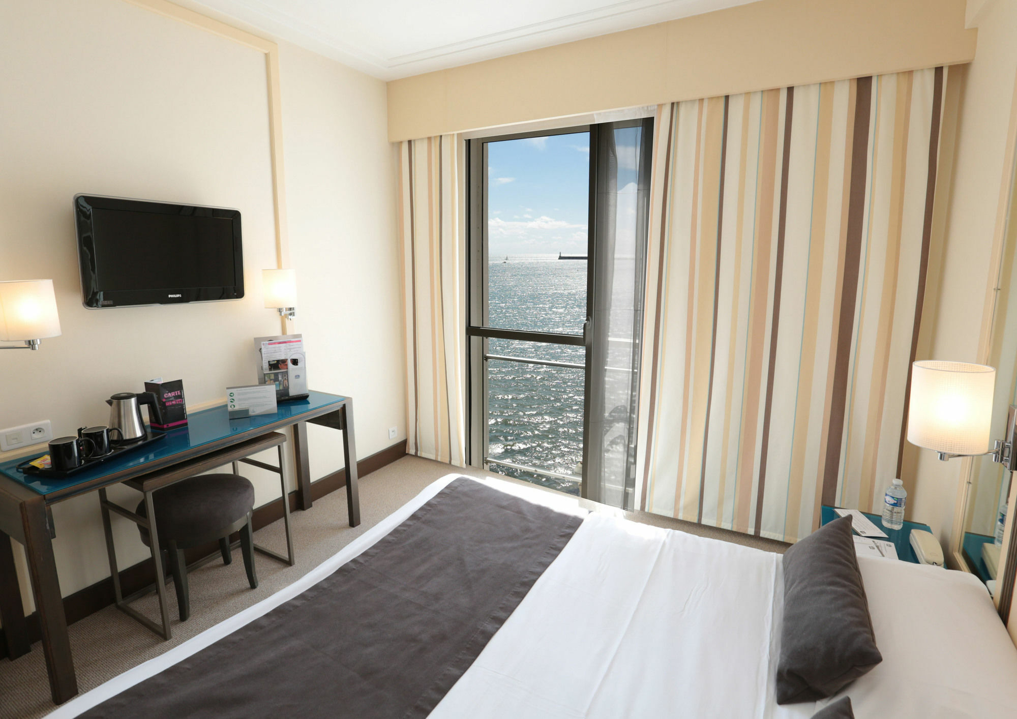 Hotel & Spa Les Roches Noires Les Sables-dʼOlonne Exterior foto