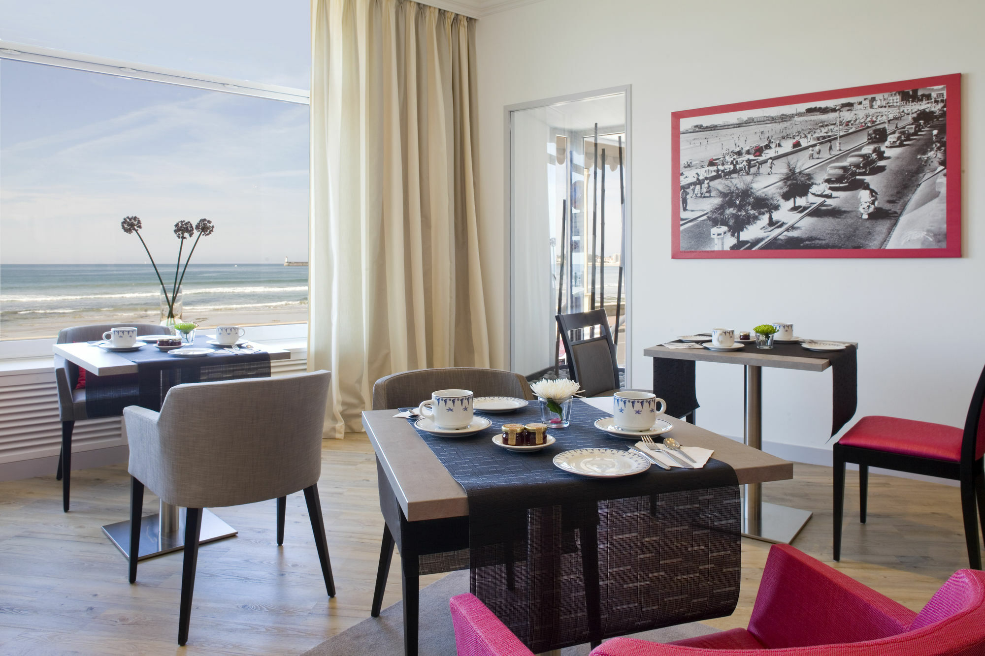 Hotel & Spa Les Roches Noires Les Sables-dʼOlonne Restaurante foto