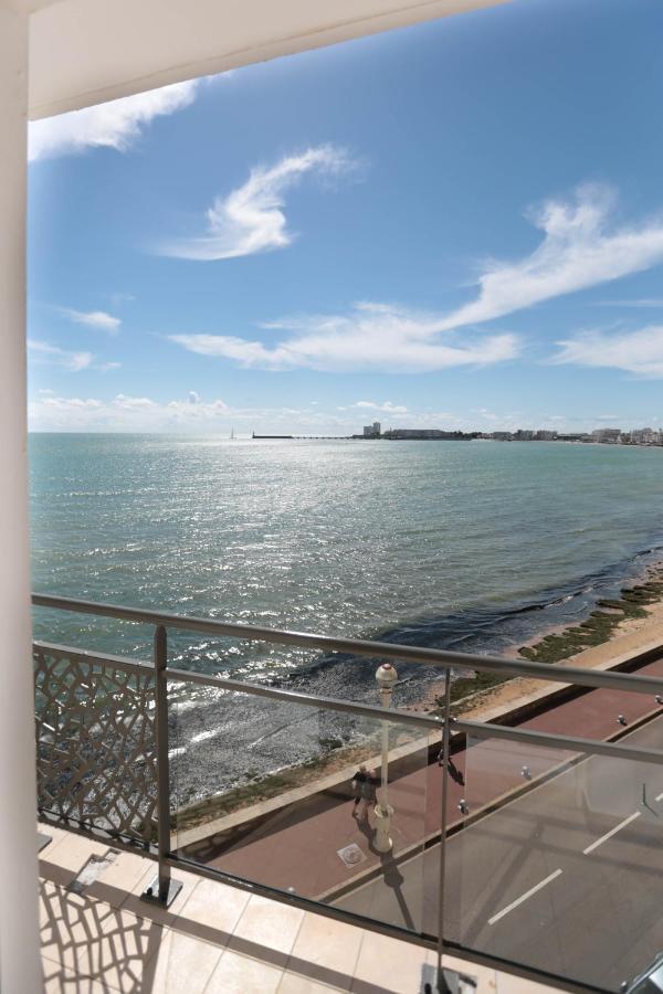 Hotel & Spa Les Roches Noires Les Sables-dʼOlonne Habitación foto